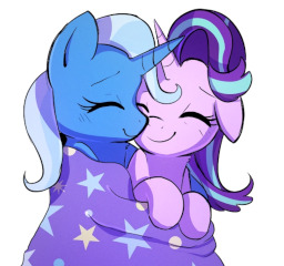 【短篇/翻译】神通广大的拥抱（Great and Powerful Snuggles）-EquestriaMemory